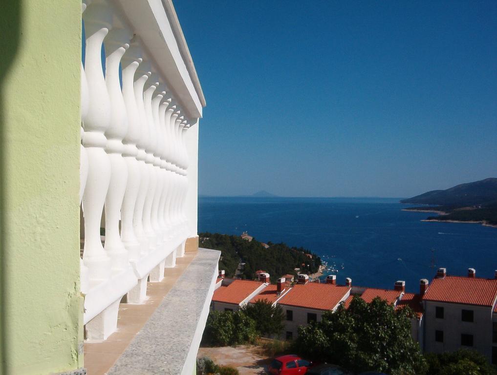 Egidio Gigi Bellich Holiday Apartments Family Houses Рабац Номер фото